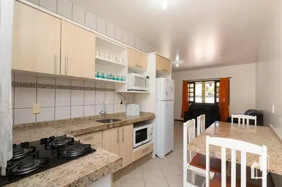 A cozinha ou kitchenette de Casa térrea com 03 dormitórios