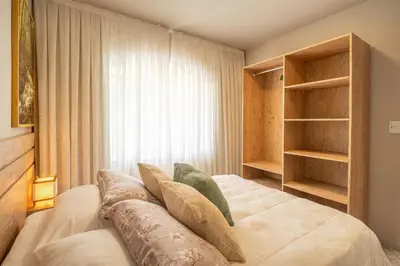 Uma área de estar em Casa térrea com 03 quartos em Canto Grande