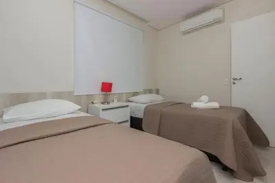 A planta de Riomaggiore 302 - Lindo apartamento 200m da Praia de Bombas - Excelente Custo Benefício.