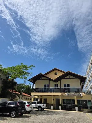 O edifício onde o alojamento de turismo selvagem está situado