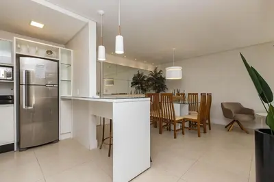 A planta de Boulevard 129E - Excelente apartamento em condomínio de luxo no centro de Bombinhas - Piscina - Jacuzzi - Academia - Portaria 24h.