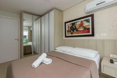 A planta de Boulevard 204A - Excelente apartamento em condomínio de luxo no centro de Bombinhas - Piscina - Jacuzzi - Academia - Portaria 24h.