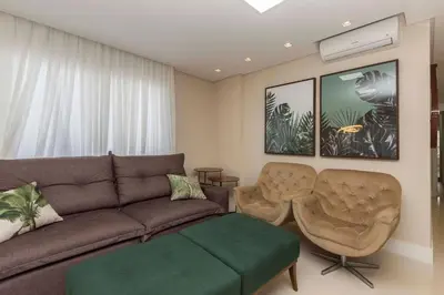 A planta de Varandas do Atlântico 301-B – Apartamento de Alto Padrão com Vista Panorâmica para o Mar em Bombas.