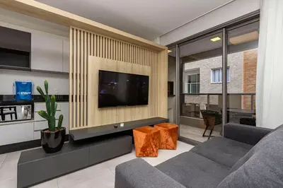 A planta de Porto Madero 204 – Apartamento Moderno em Condomínio com Piscina e Academia no Rooftop no Centro de Bombinhas.