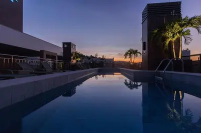A planta de Porto Madero 204 – Apartamento Moderno em Condomínio com Piscina e Academia no Rooftop no Centro de Bombinhas.
