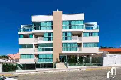 O edifício onde o apartamento está situado