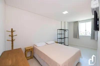 Uma cama ou camas num quarto em Cobertura duplex com piscina e 03 suítes