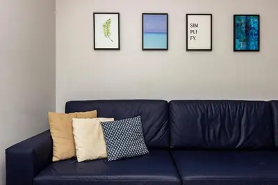 A planta de Porto Madero 305 – Apartamento Moderno em Condomínio com Piscina e Academia no Rooftop no Centro de Bombinhas.