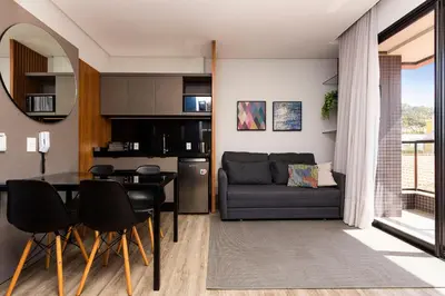 A planta de Aion Suites 205 – Lindo apartamento com Vista para o Mar, a 60m da Praia de Bombinhas, com Piscina e Academia no Rooftop.