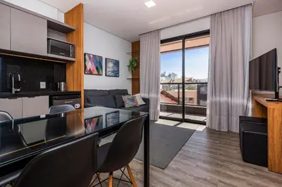 A planta de Aion Suites 205 – Lindo apartamento com Vista para o Mar, a 60m da Praia de Bombinhas, com Piscina e Academia no Rooftop.