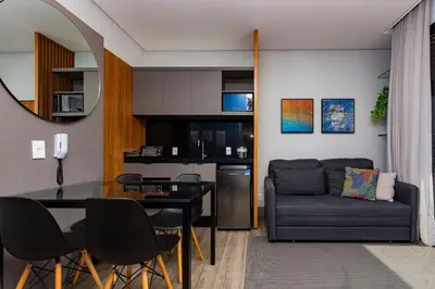 A planta de Aion Suites 303 – Lindo apartamento com Vista para o Mar, a 60m da Praia de Bombinhas, com Piscina e Academia no Rooftop.