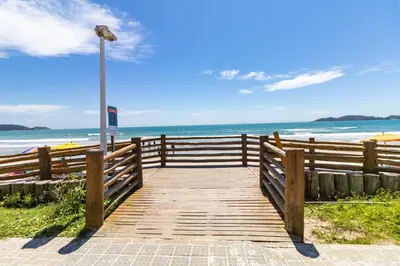 A planta de 202 Apartamento com vista em Bombas
