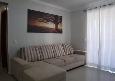 Uma área de estar em Excelente apto 3 quartos em Bombas, 100 metros do mar e 2 vagas de garagem