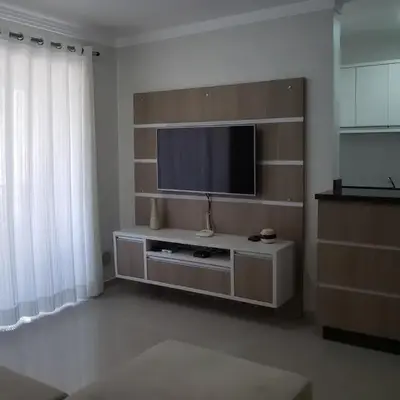 Excelente apto 3 quartos em Bombas