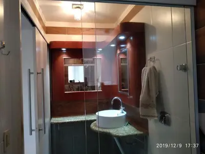 Uma casa de banho em Linda Cobertura duplex compartilhada a duas quadras do mar