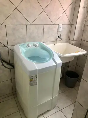 Uma casa de banho em Apto 251 - CONDOMÍNIO SOLAR DAS BROMÉLIAS