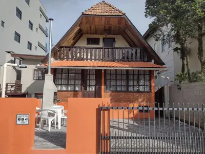 O edifício onde o apartamento está situado