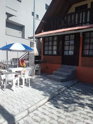 O edifício onde o apartamento está situado