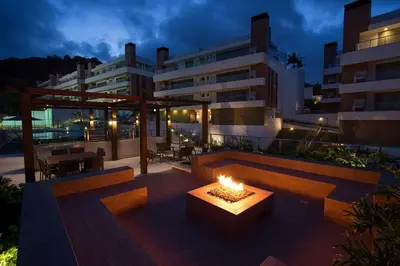 A planta de Punta Blu 301-5 - Cobertura Vista a Mar - Hidromassagem Privativa - Condomínio Luxo - Piscina - Quadra poliesportiva - Portaria 24h
