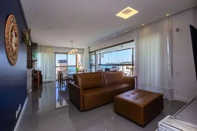 A planta de Punta Blu 301-5 - Cobertura Vista a Mar - Hidromassagem Privativa - Condomínio Luxo - Piscina - Quadra poliesportiva - Portaria 24h