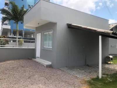 A planta de Bombinhas Brasil Residence Tourist Home no Centro de Bombinhas