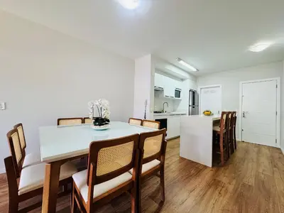 A planta de Residencial Larissa - Apartamento aconchegante na Praia de Palmas, a apenas 500 metros da praia.