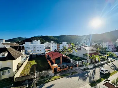 A planta de Residencial Larissa - Apartamento aconchegante na Praia de Palmas, a apenas 500 metros da praia.