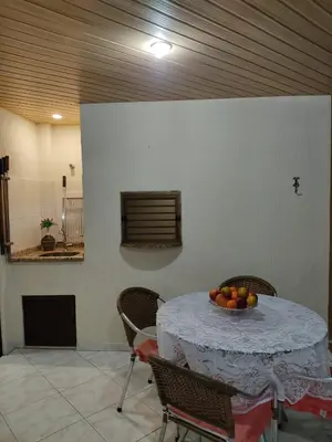 A planta de LINDO AP NA RUA 252, NO CORAÇÃO DE MEIA PRAIA