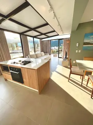 A cozinha ou kitchenette de Cobertura Velejar em Condomínio Clube - com Área de Lazer