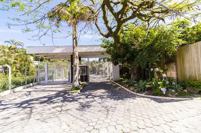 A planta de 124 - Apartamento 3 dormitórios condomínio fechado