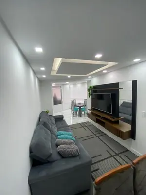 Uma área de estar em 204 Ótima localização de 2d em condomínio fechado