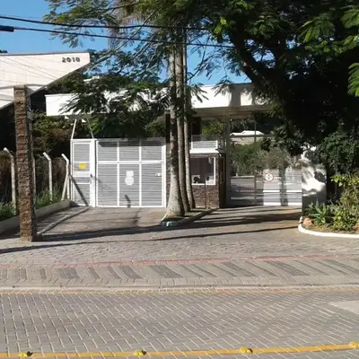 204 Ótima localização de 2d em condomínio fechado