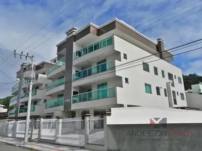 O edifício onde o apartamento está situado