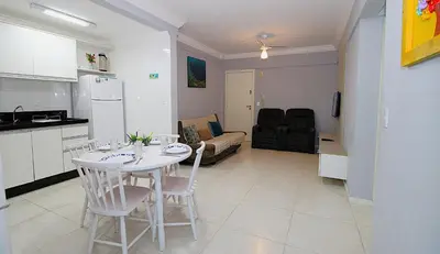 A cozinha ou kitchenette de 1013 Apartamento para locação em Bombinhas