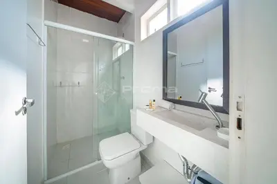 Uma casa de banho em Casa familiar na exuberante praia de 4 ilhas.