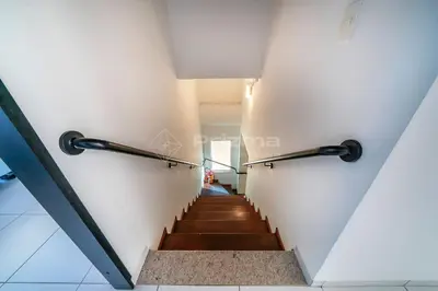 A planta de Casa familiar na exuberante praia de 4 ilhas.