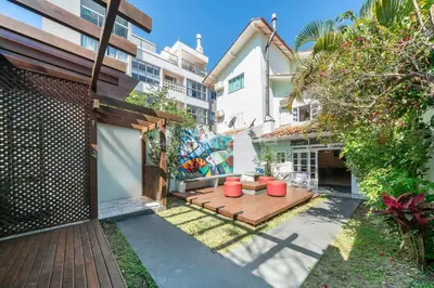 O edifício onde a casa de férias está situado