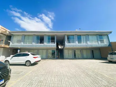 O edifício onde o apartamento está situado