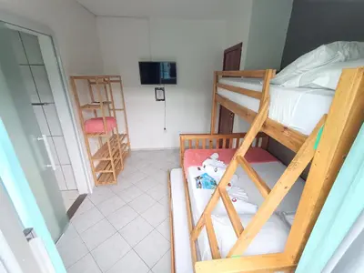A planta de HOSTEL CASA DA VÓ ROSA