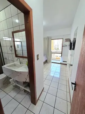 Uma casa de banho em Cobertura aconchegante 3 quartos excelente vista mar! 80 metros do mar em Meia Praia - Itapema