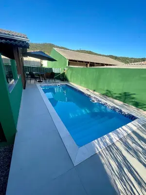 A piscina em ou perto de Chalés Costa Esmeralda Com Piscina , Bombinhas