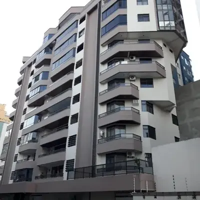 Apartamento Meia Praia Itapema