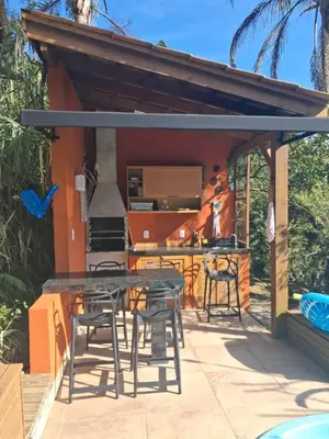 Um pátio ou outra área exterior em Suíte Vista Mar Praia Estaleiro Balneário Camboriú