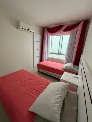 A planta de Apto de 3 quartos na Praia de Palmas, com garagem