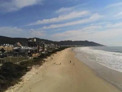 A planta de APARTAMENTO ENCANTADOR, À 400 METROS DA PRAIA DE PALMAS,
