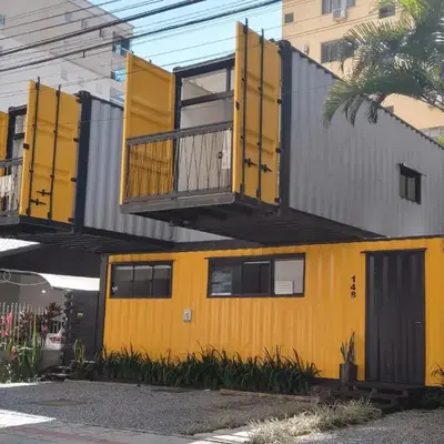 APs em Container na Meia Praia