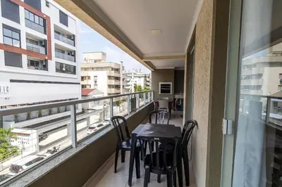 Uma varanda ou terraço em 450 - Excelente 3 quartos em Bombas
