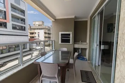 Uma varanda ou terraço em 450 - Excelente 3 quartos em Bombas