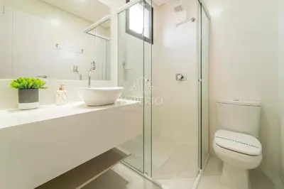 Uma casa de banho em 665 - Belíssimo Apartamento na Praia de Bombas
