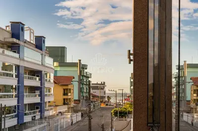 Uma vista geral de Bombinhas ou a vista da cidade a partir do apartamento